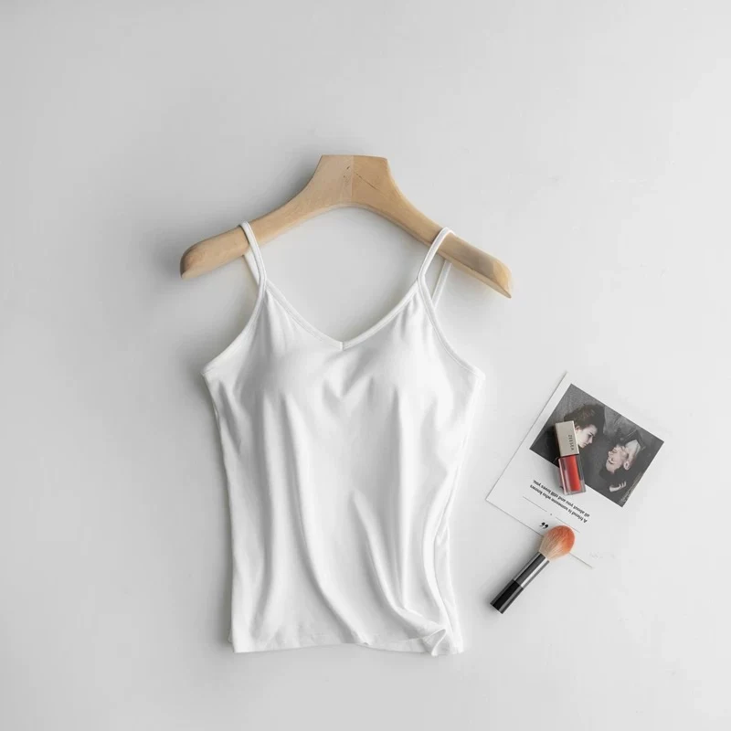 Basic V-Neck Built-In Bra Camisole - ricardofort